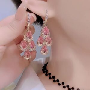 High-end, elegant diamond teardrop earrings, pure natural crystal and pink diamond earrings