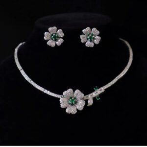 New Flower Necklace and Earrings Two Piece Jewelry Set