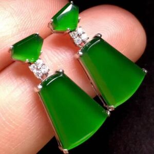 Vintage court style icy green chalcedony women's earrings, luxurious